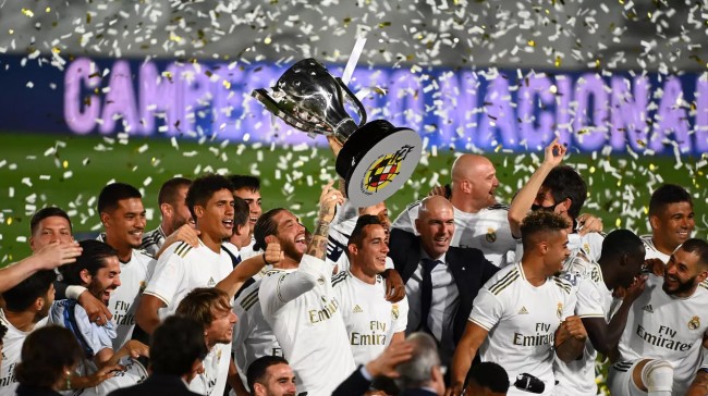 不可撼动的 不可撼动的